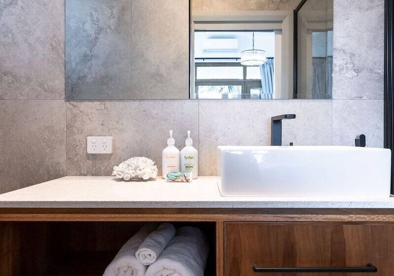 Отель Bermagui Beach