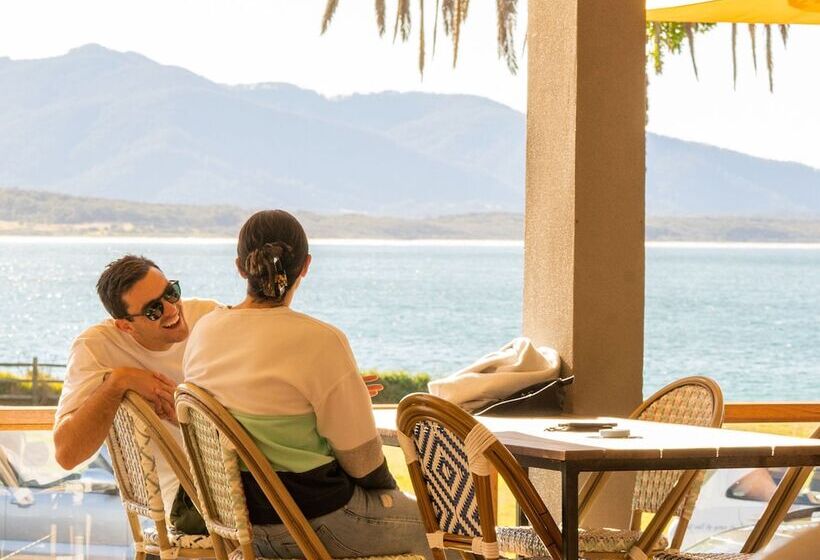 Отель Bermagui Beach