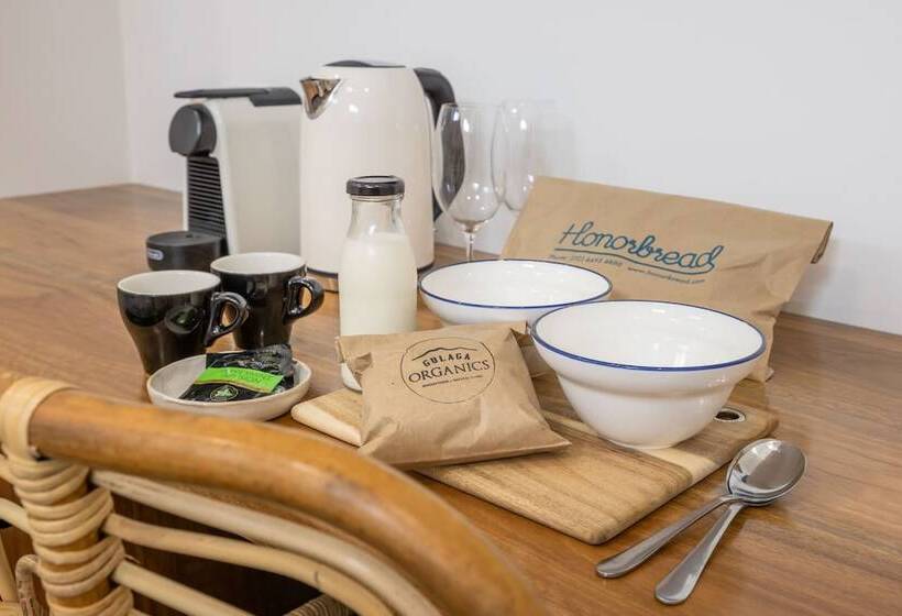 Отель Bermagui Beach