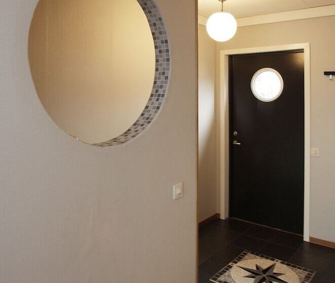 هتل Byxelkroks Marina Sea Resort