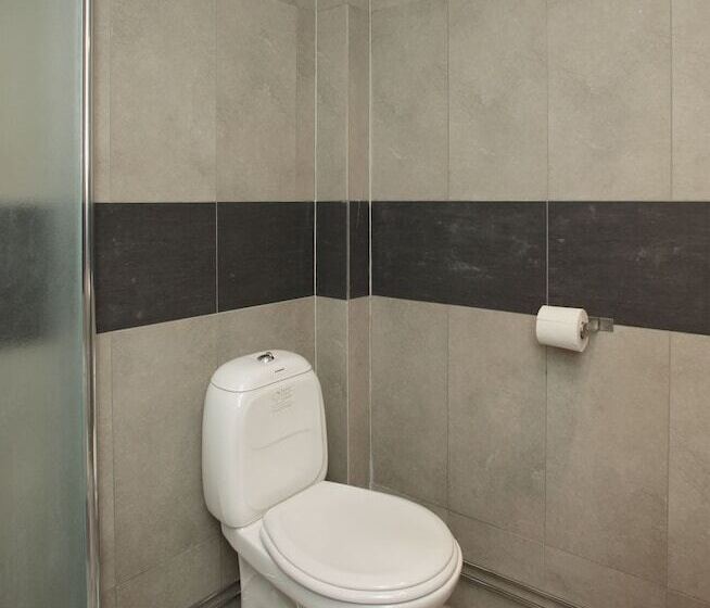 هتل Byxelkroks Marina Sea Resort