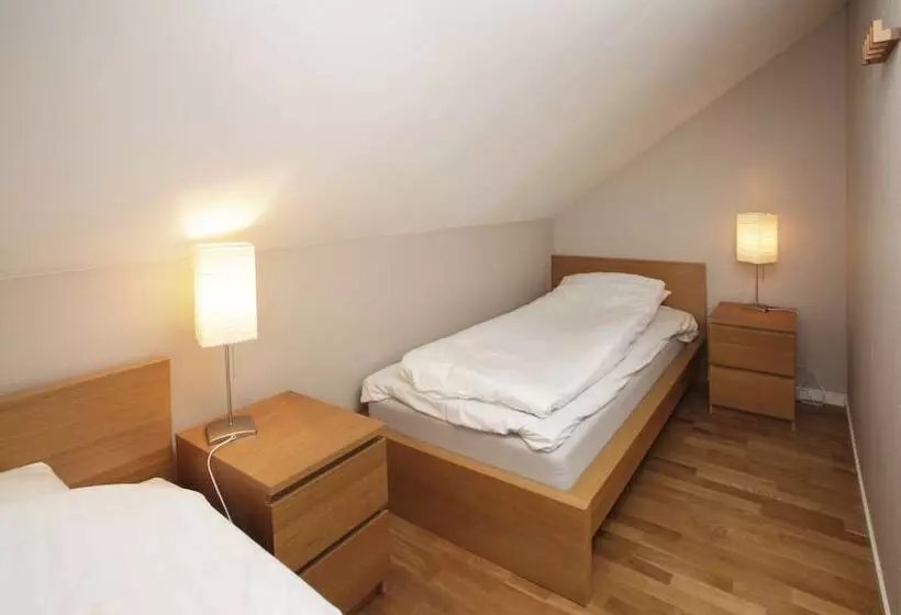 هتل Byxelkroks Marina Sea Resort
