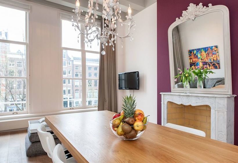 Отель Cityden Canal Area