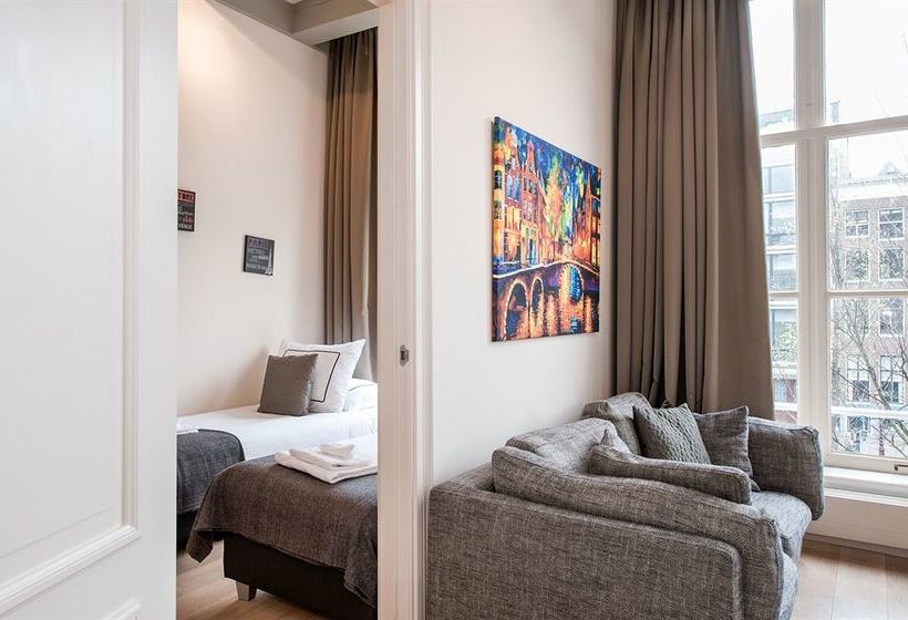 Отель Cityden Canal Area