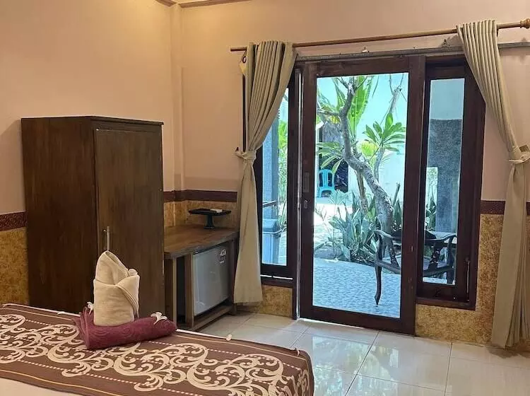 هتل Jamess Bungalow