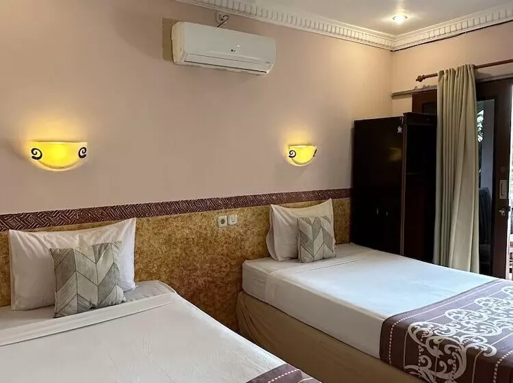 هتل Jamess Bungalow
