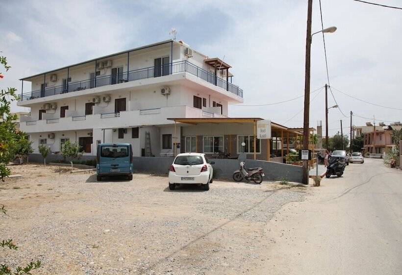 בית מלון כפרי Kastelli