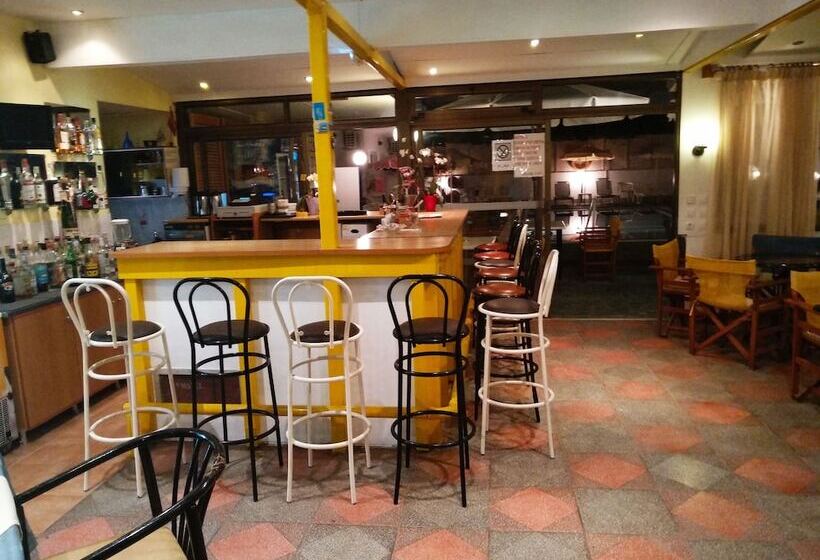 בית מלון כפרי Kastelli