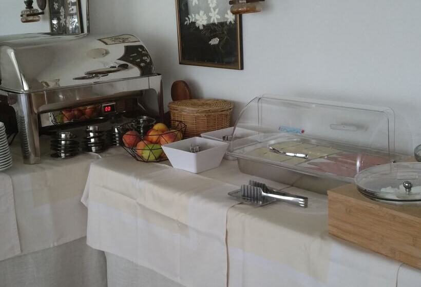 בית מלון כפרי Kastelli