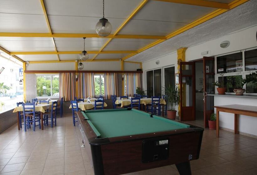 בית מלון כפרי Kastelli