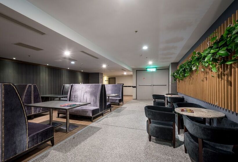 هتل 慶城商旅urbanone