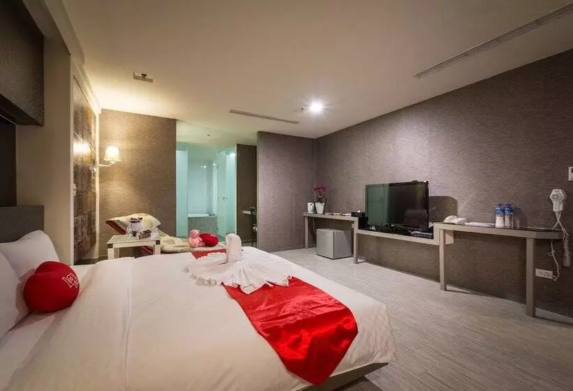 هتل 慶城商旅urbanone