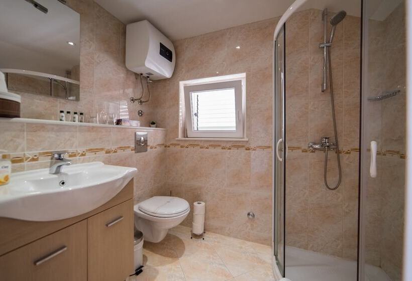 Пансион Rooms Raič