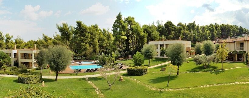 Sani Polyastron Hotel & Spa