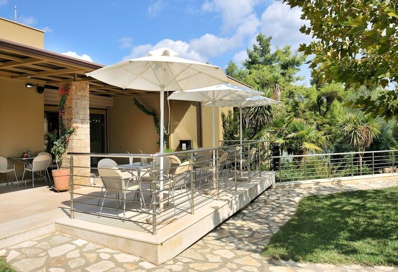 Sani Polyastron Hotel & Spa