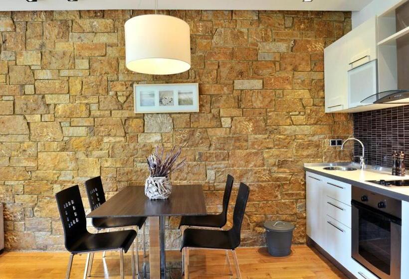 Sani Polyastron Hotel & Spa