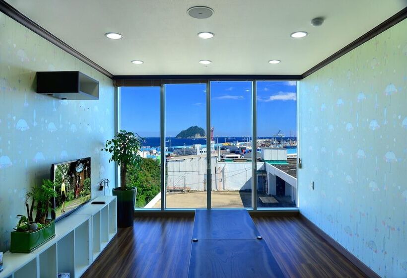 Cămin Seom Guesthouse