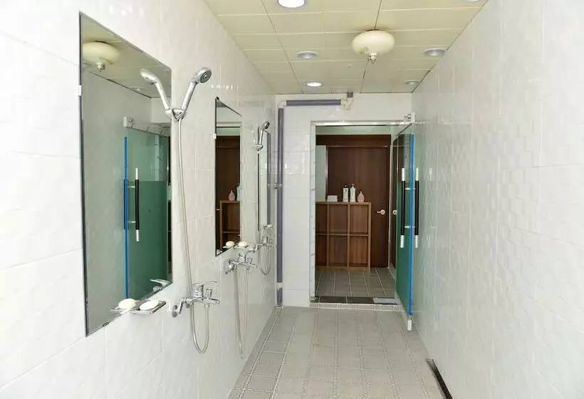 Retkeilymaja Seom Guesthouse