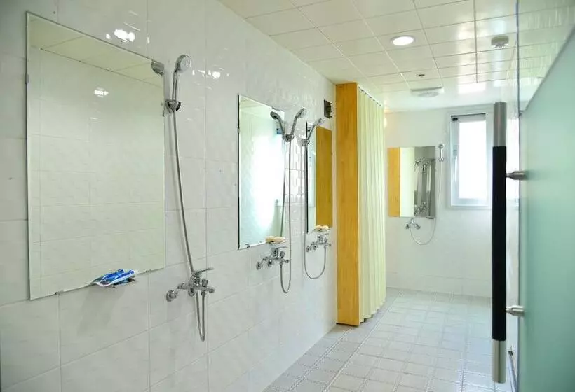 Retkeilymaja Seom Guesthouse
