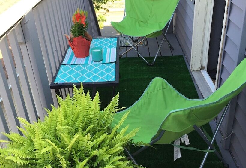 Stone Boutique Suites