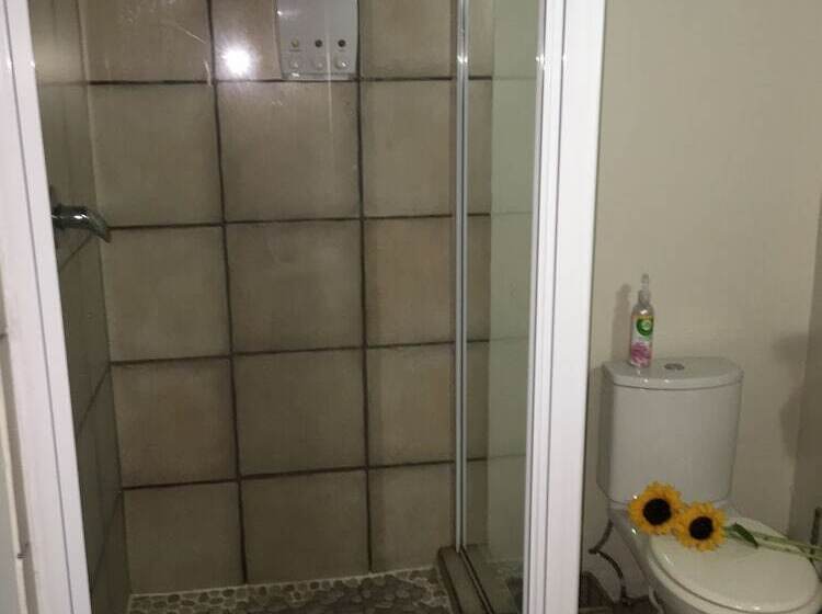 The Birdhouse Bed & Breakfast #no Loadshedding #solar Energy