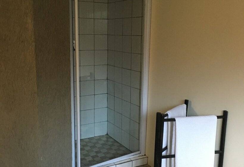 The Birdhouse Bed & Breakfast #no Loadshedding #solar Energy