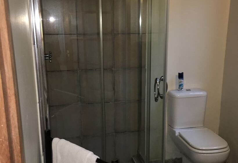 The Birdhouse Bed & Breakfast #no Loadshedding #solar Energy