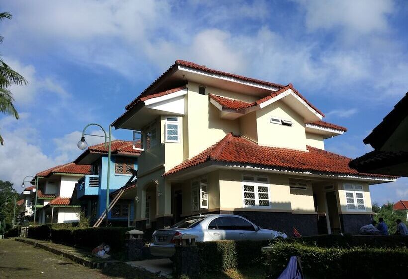 Villa Tamie Bumi Ciherang