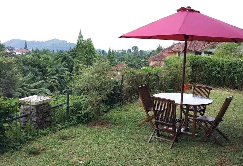 Villa Tamie Bumi Ciherang