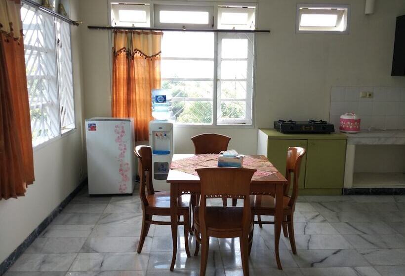 Villa Tamie Bumi Ciherang