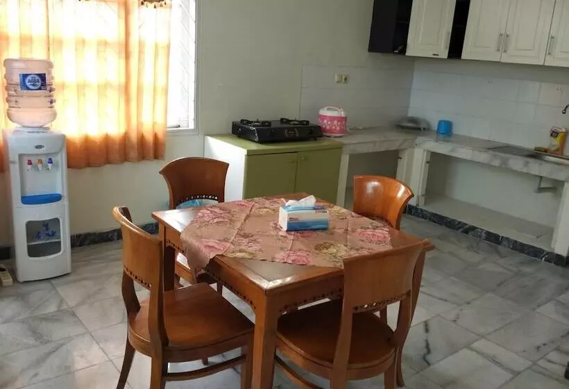 Villa Tamie Bumi Ciherang