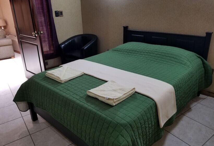 فندق صغير Monte Campana Escazu