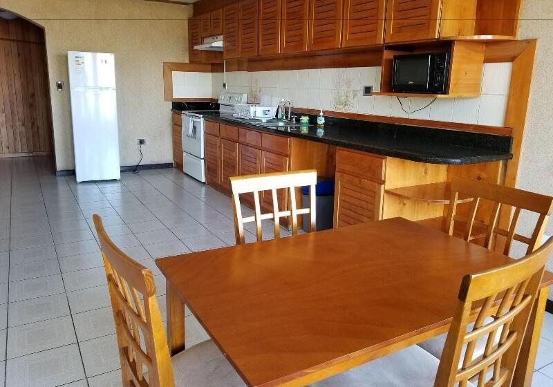 فندق صغير Monte Campana Escazu