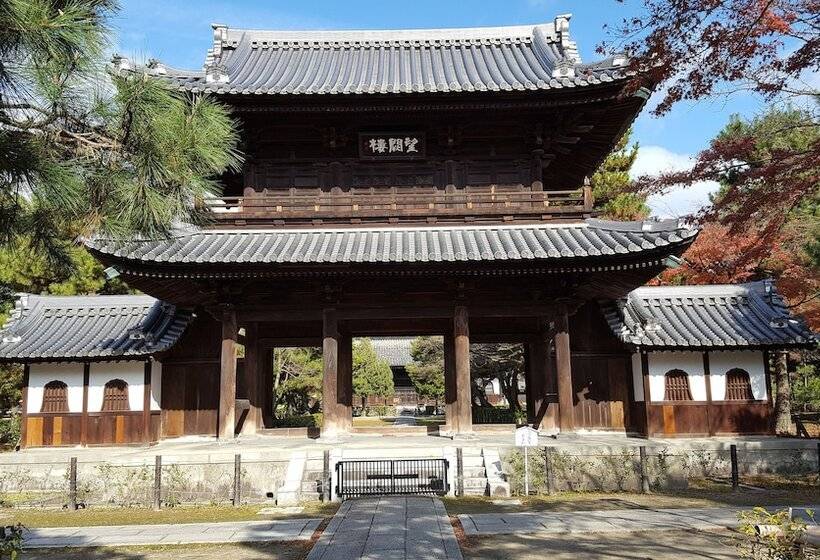 Rak Kiyomizu   1人旅専用hostel