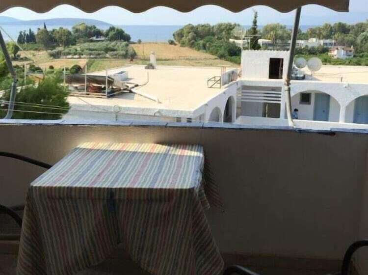 Alexandros Apartments