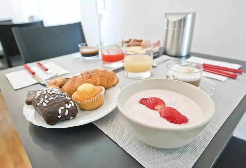 تختخواب و صبحانه Verona Maison