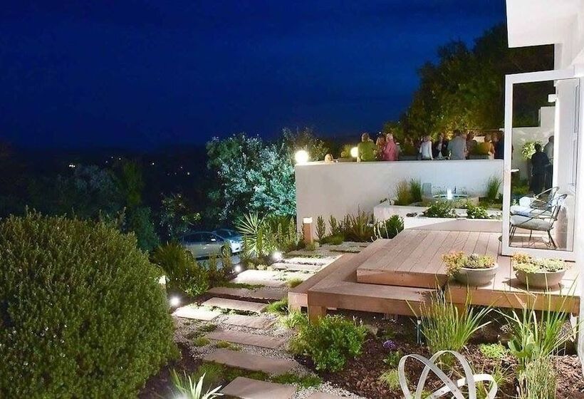 مبيت وإفطار Vilacqua Boutique Guest Villa