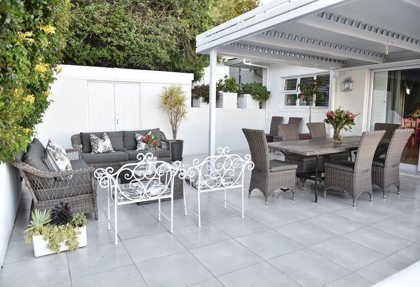 مبيت وإفطار Vilacqua Boutique Guest Villa