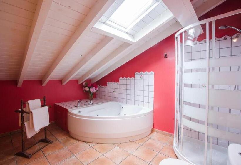 فندق فئة نجمة واحدة Posada Las Tres Mentiras De Santillana Del Mar