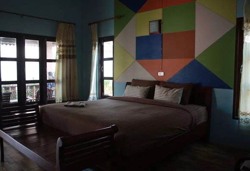 هتل Andaman Beach Resort Lipe