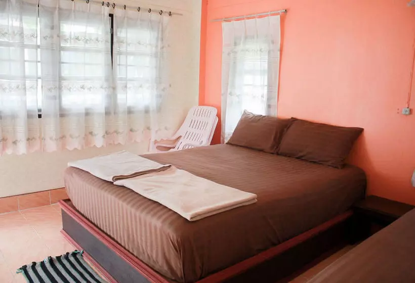 هتل Andaman Beach Resort Lipe