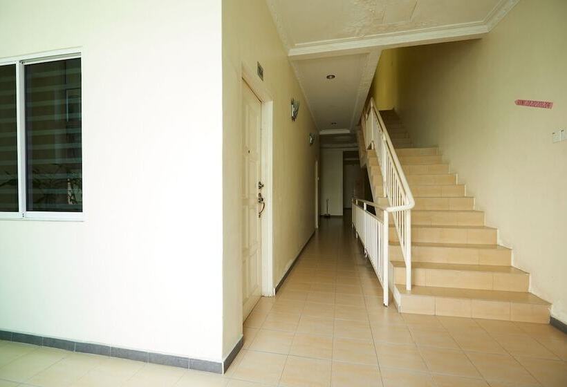 Отель Gurney Inn