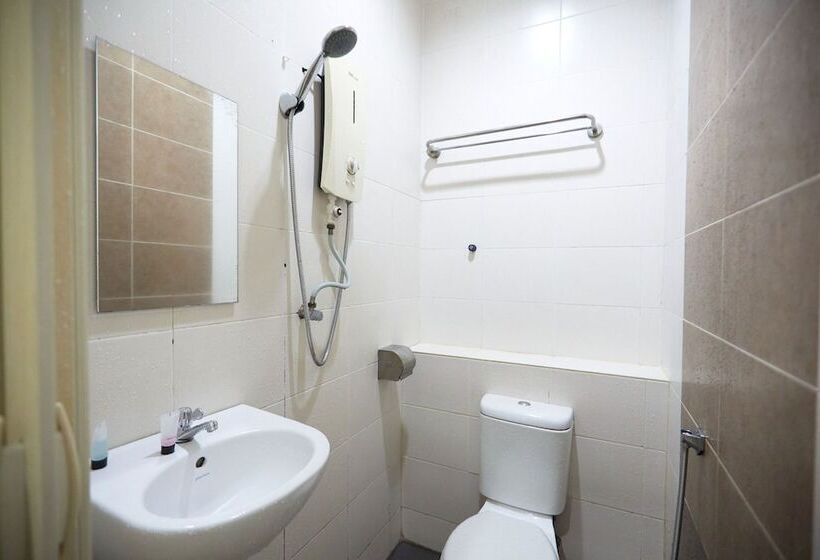 Отель Gurney Inn