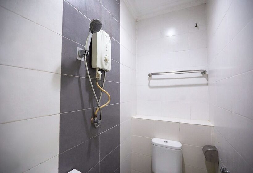 Отель Gurney Inn