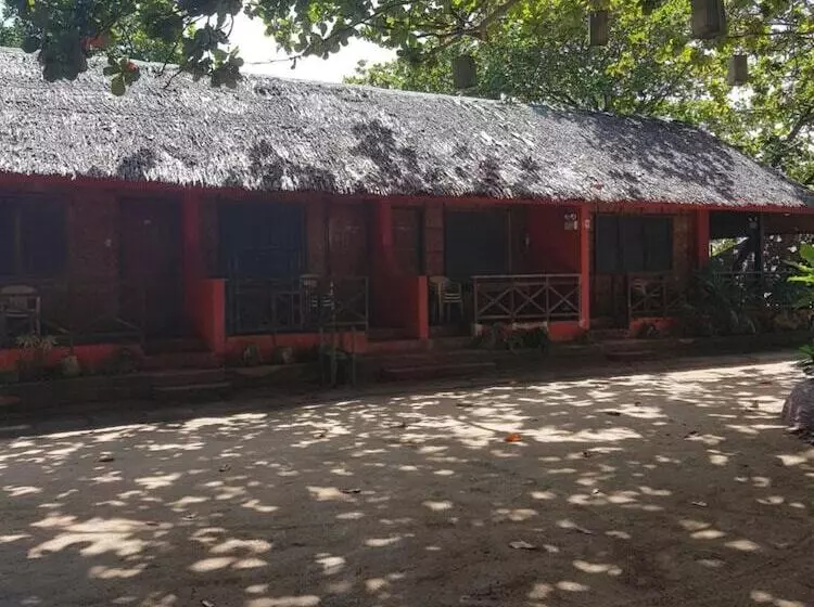 هتل Hk Beach Resort