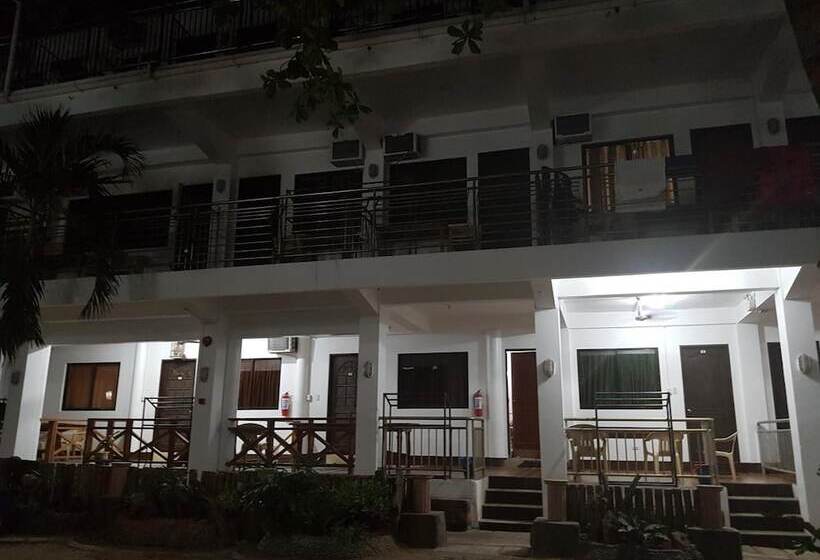 Hotel Hk Beach Resort