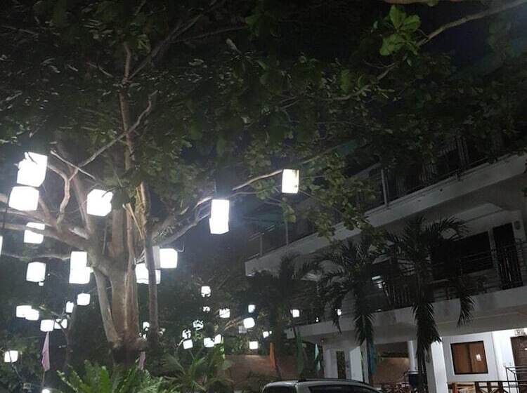 Hotel Hk Beach Resort