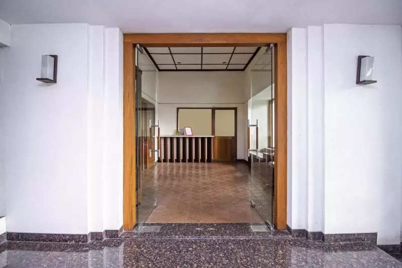 ホテル Residences By Reddoorz Near Rumah Mode