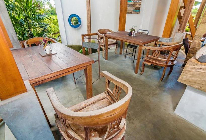 Hotelli Zen Rooms Kedisan Tegal Alang Ubud Villa