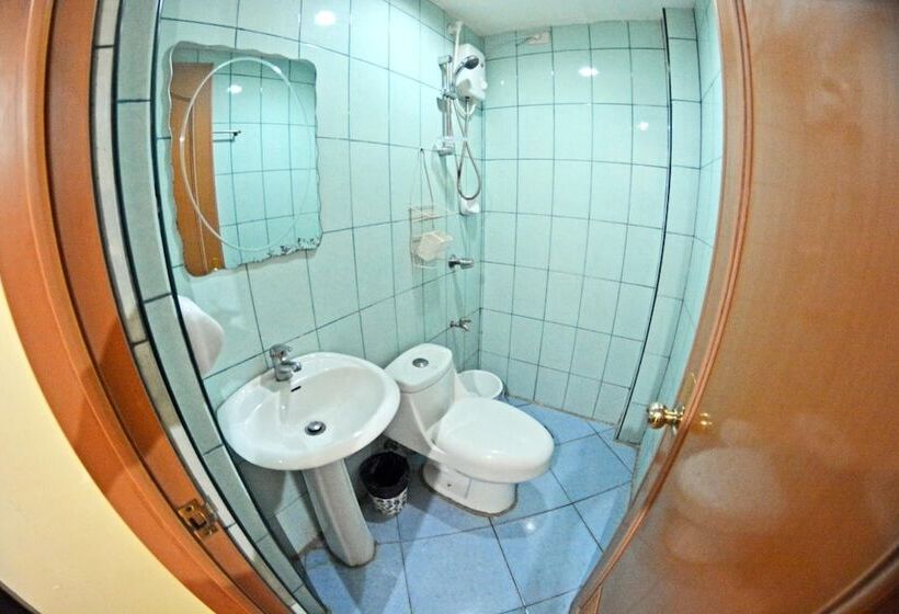 פנסיון Honey Hunt House